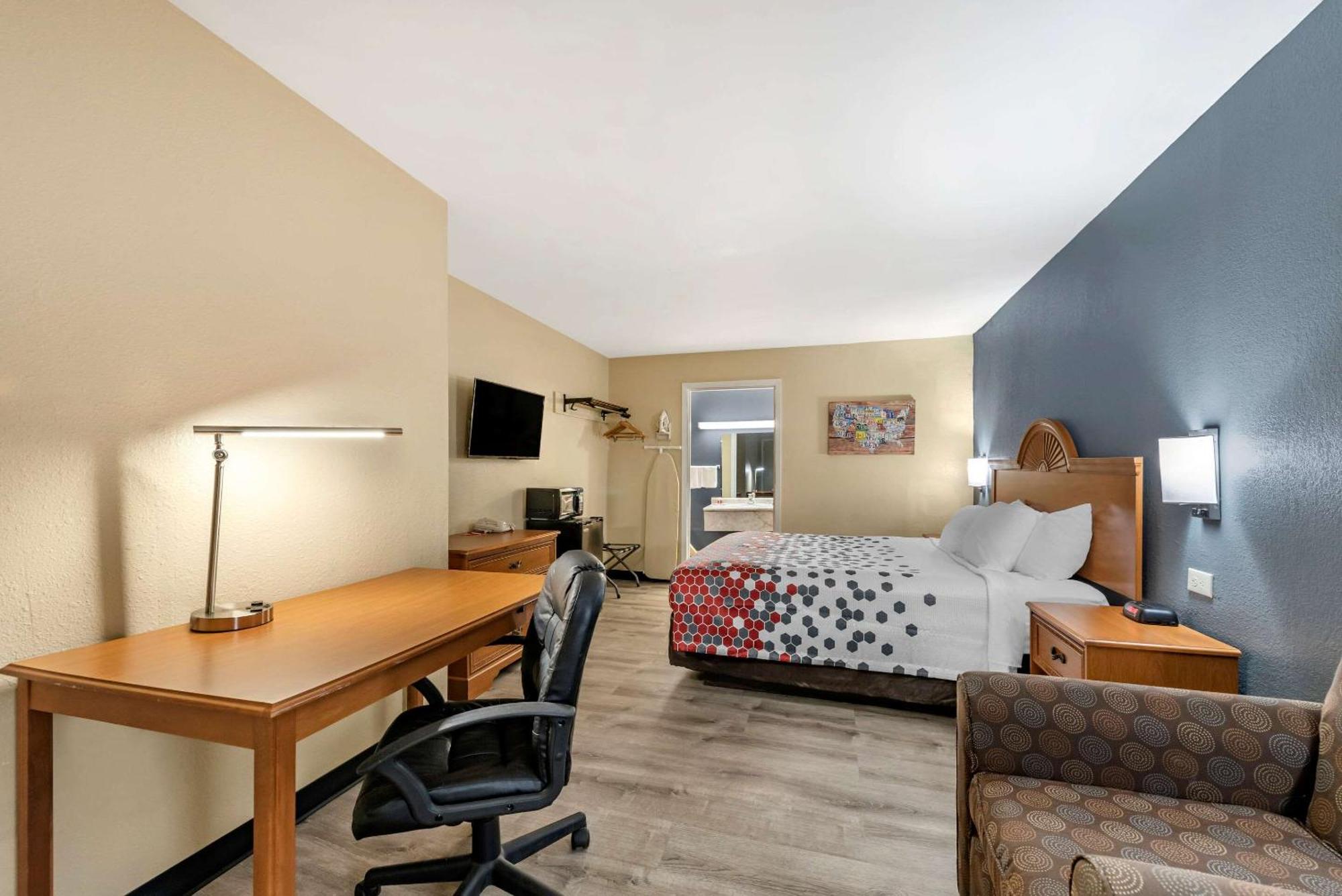 Econo Lodge Erlanger - Cincinnati Airport Exterior photo