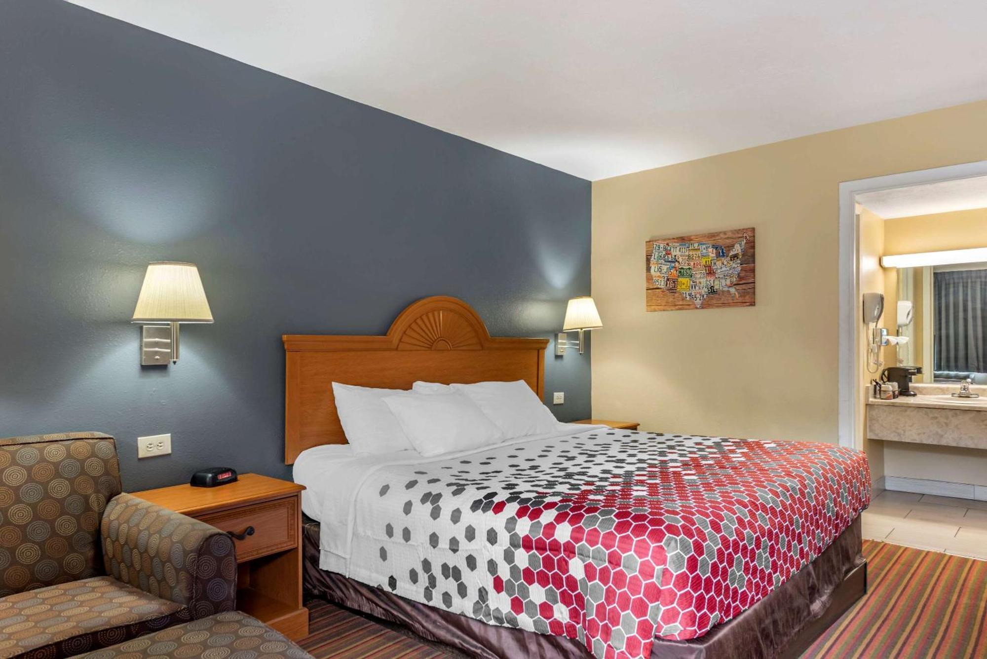 Econo Lodge Erlanger - Cincinnati Airport Exterior photo